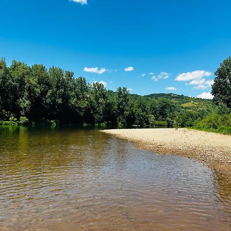 Gite De Mazies Aveyron Broquies Exterior photo