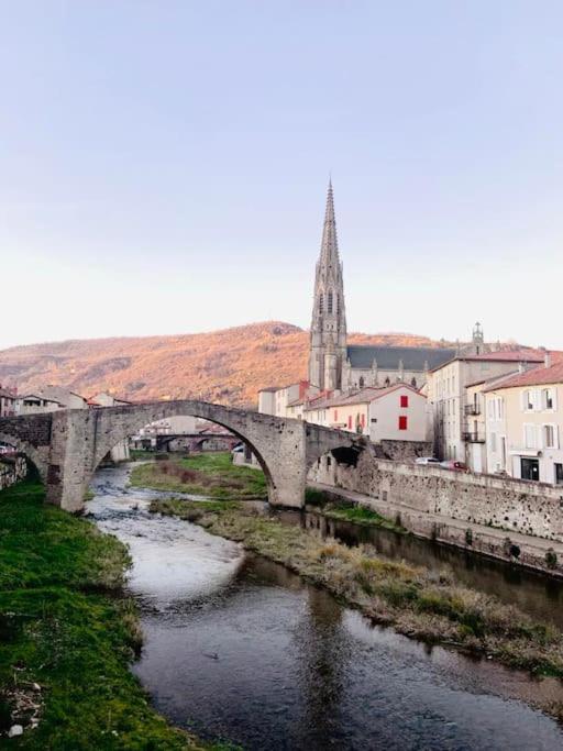 Gite De Mazies Aveyron Broquies Exterior photo