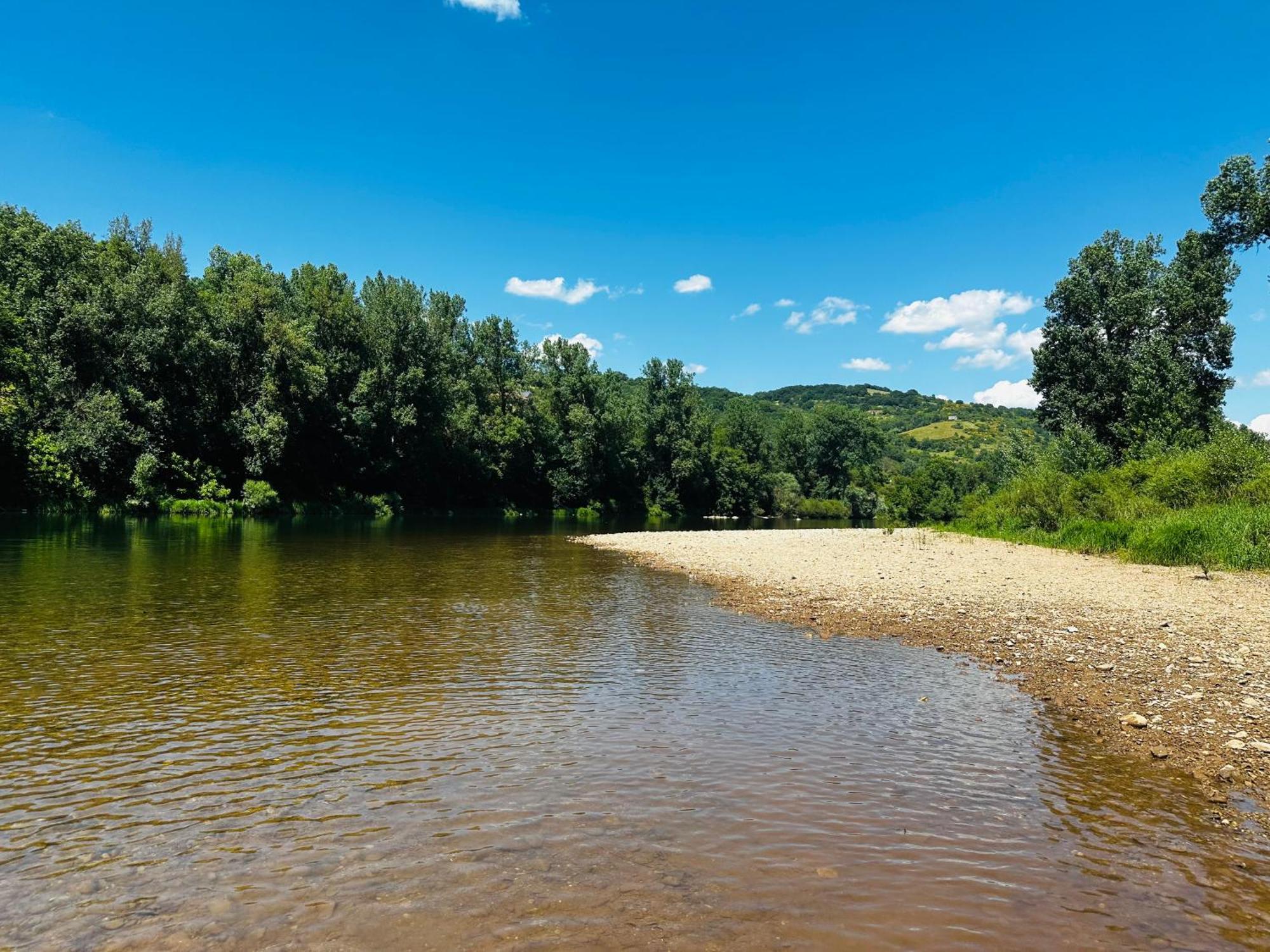 Gite De Mazies Aveyron Broquies Exterior photo